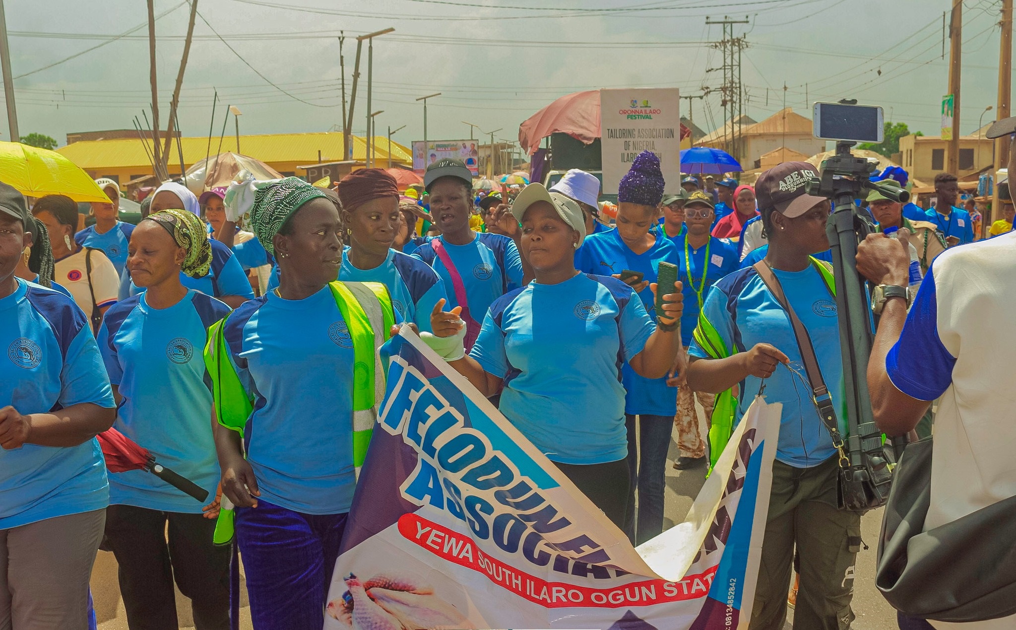 ROAD SHOW A